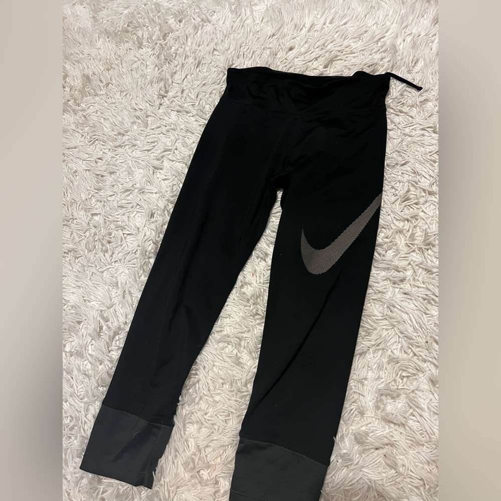 Nike capri leggings